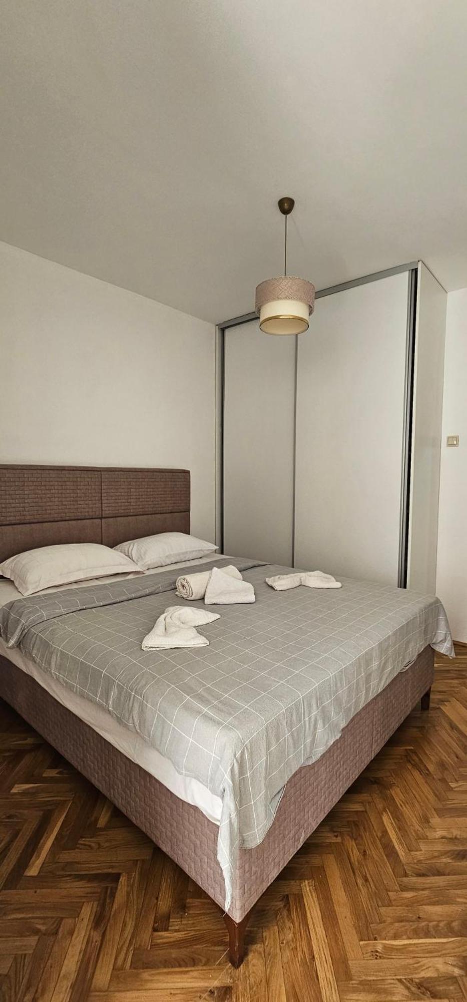 Mn One Bedroom Apartment Budva