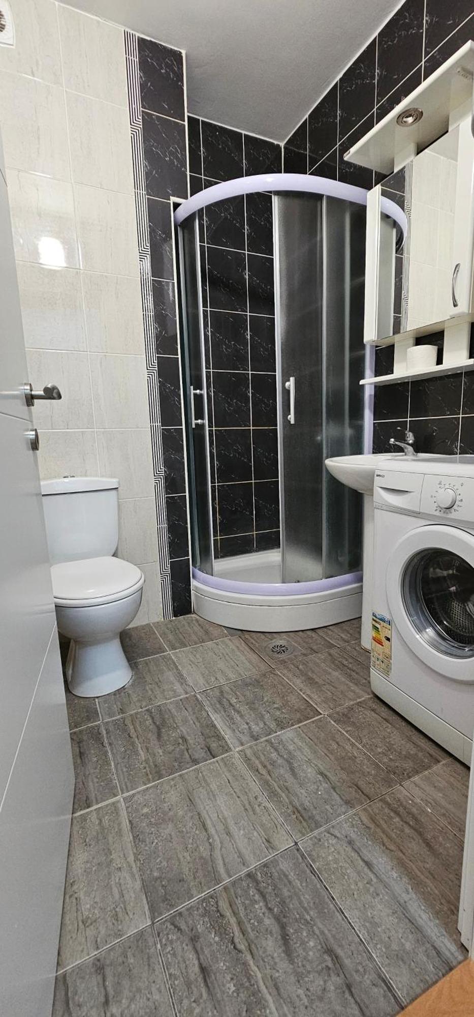 Mn One Bedroom *