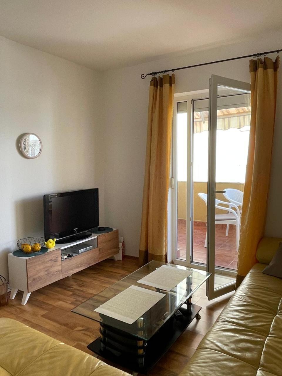 Mn One Bedroom *
