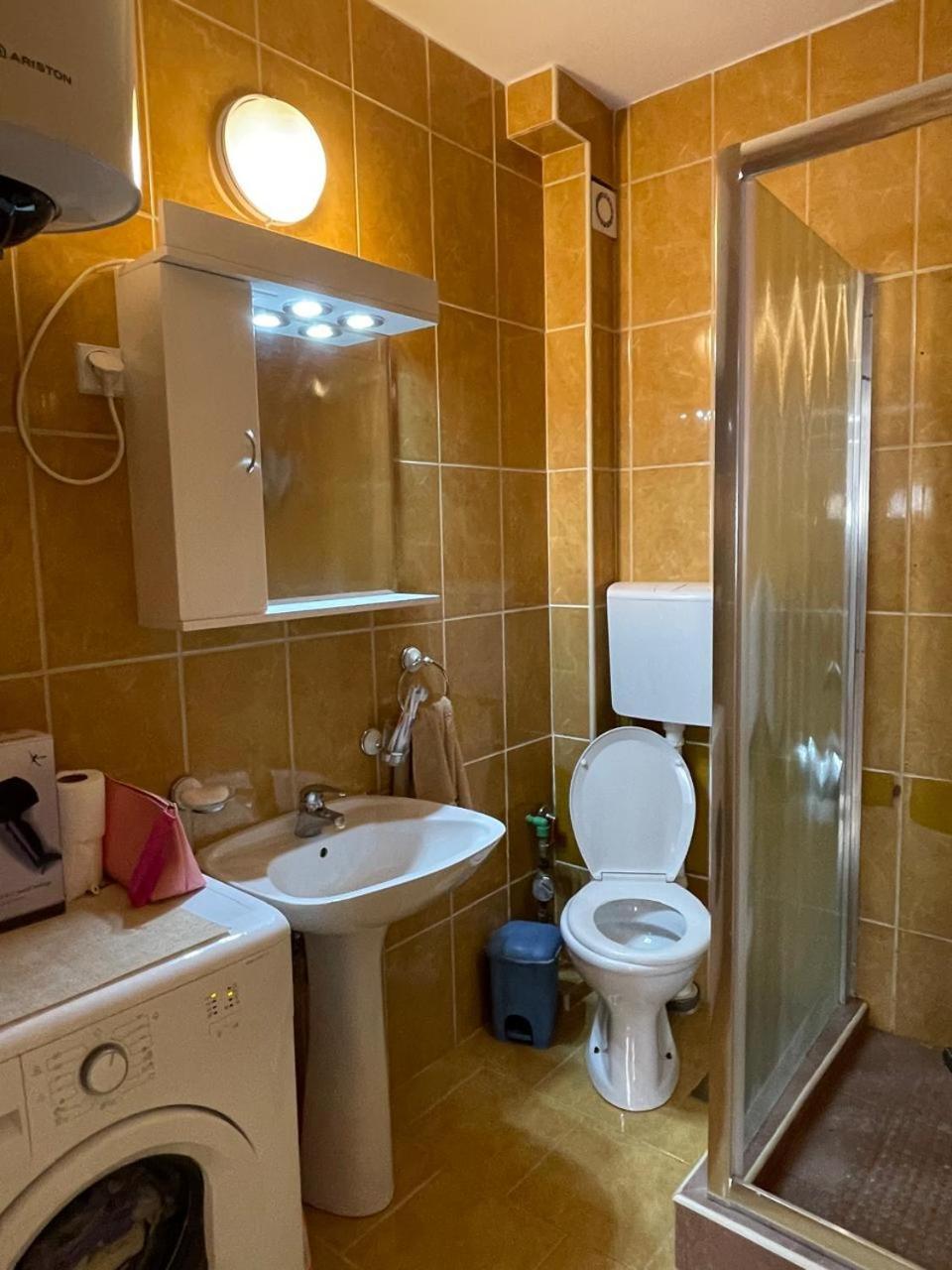 Mn One Bedroom *